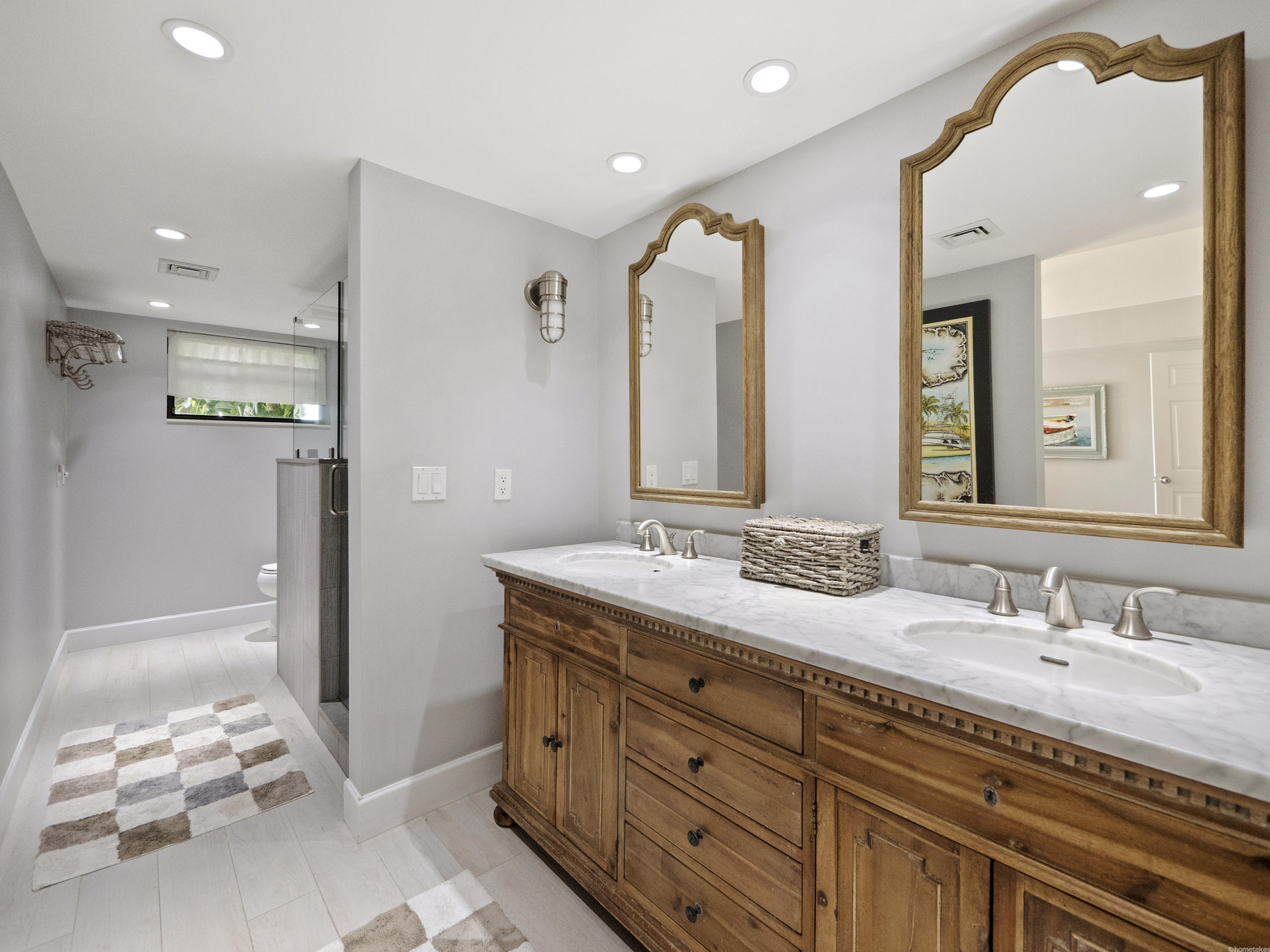 16670 Traders Crossing North, Unit 111 Jupiter, FL 33477 - Photo 3 of 31 Master bath