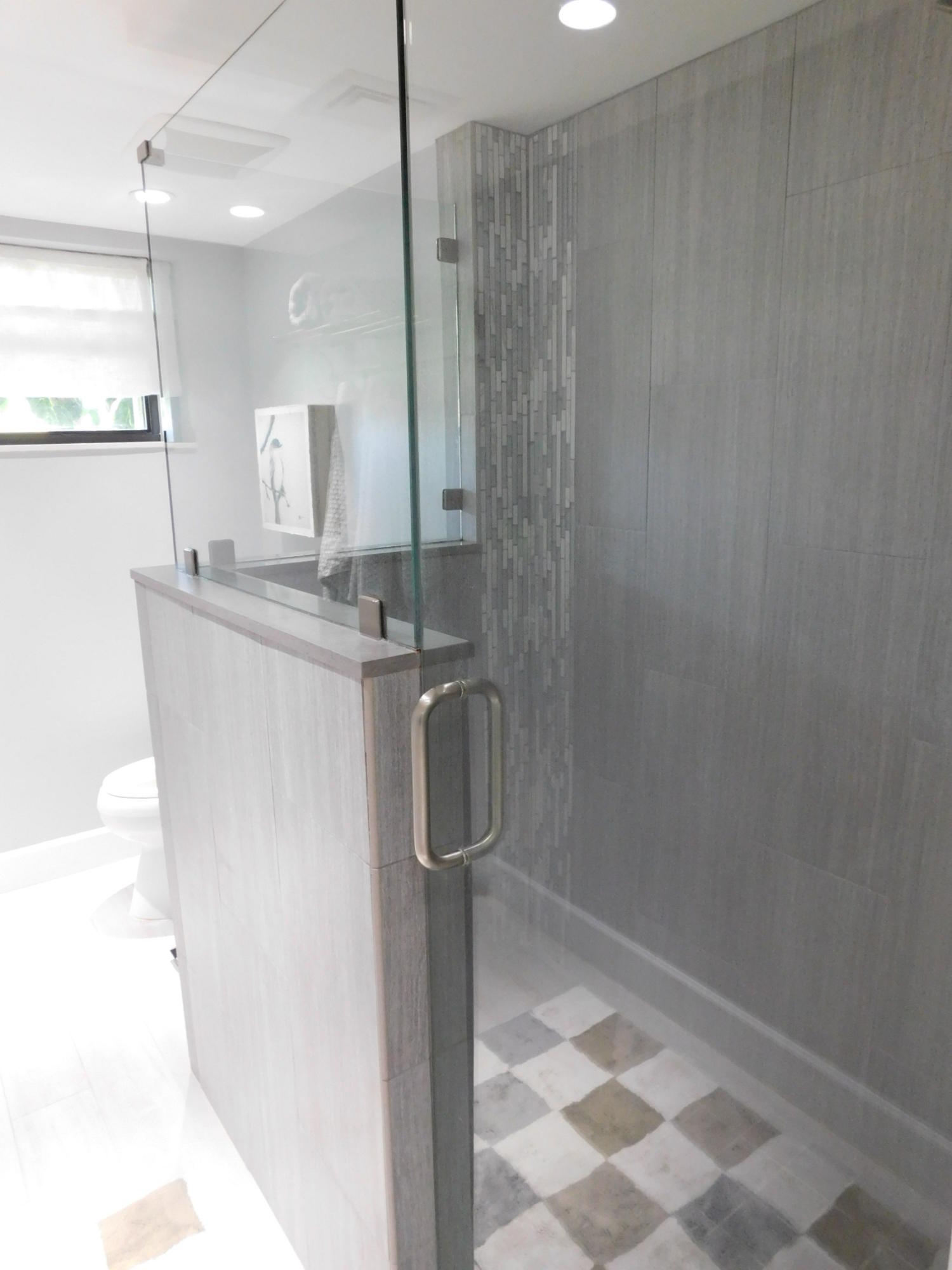 16670 Traders Crossing North, Unit 111 Jupiter, FL 33477 - Photo 6 of 31 Master shower 2