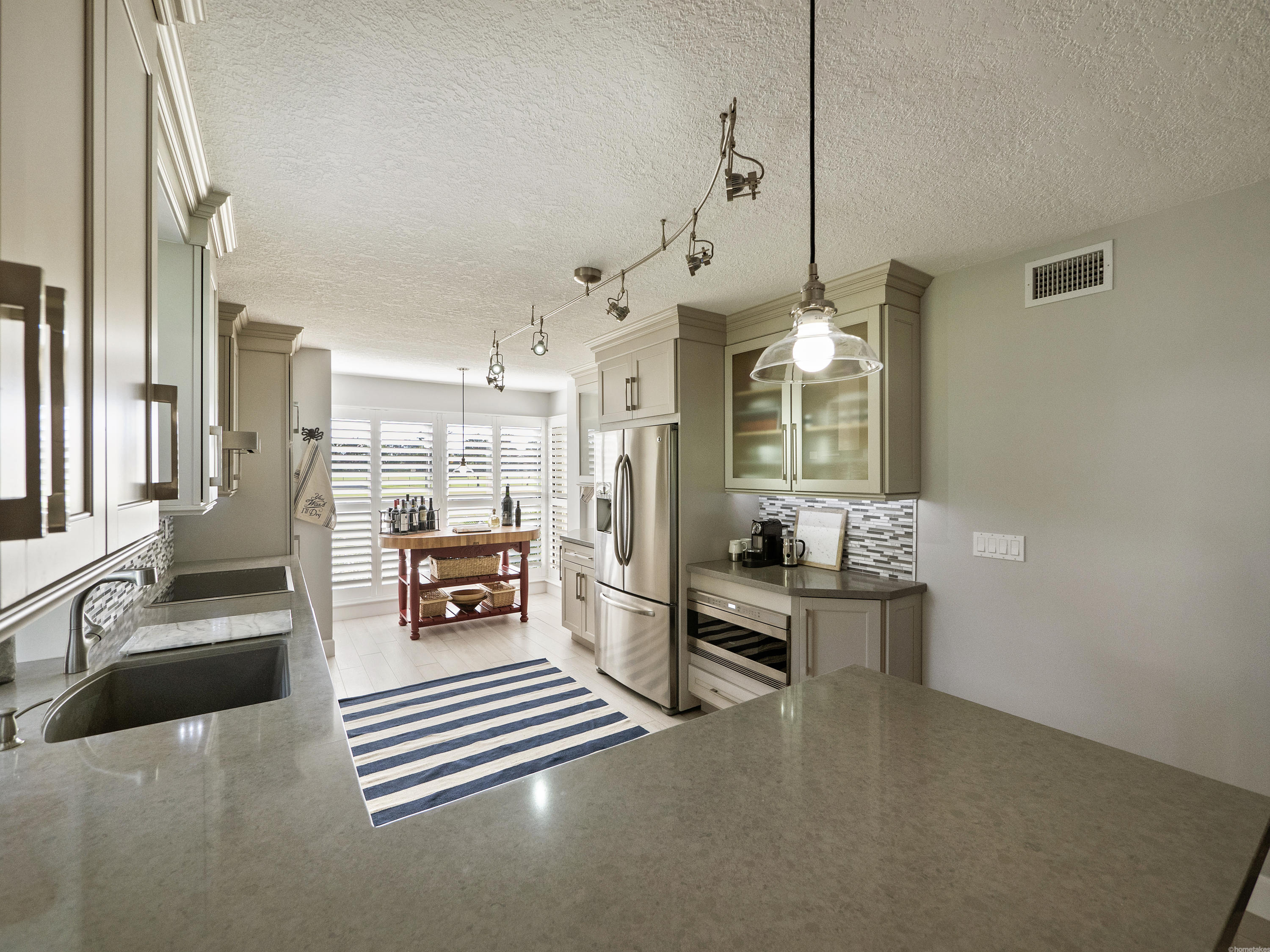 16670 Traders Crossing North, Unit 111 Jupiter, FL 33477 - Photo 10 of 31 Upgraded Kitchen