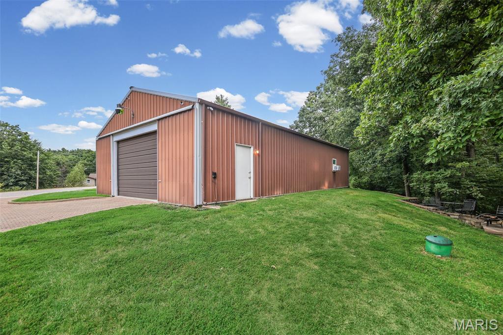 2409 Winter Lane Godfrey, IL 62035 - Photo 21 of 59 Gallery Image 21