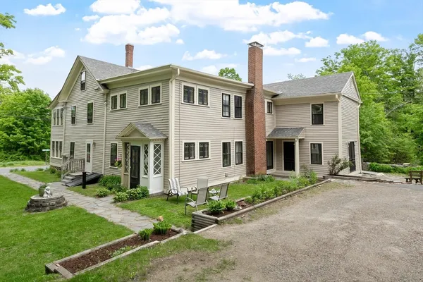 $659,900 | 1 South Main Street, New Salem, MA 01355