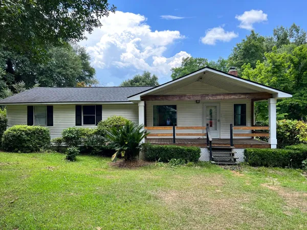 $2,150 | 1005 Kirby Drive, Moncks Corner, SC 29461