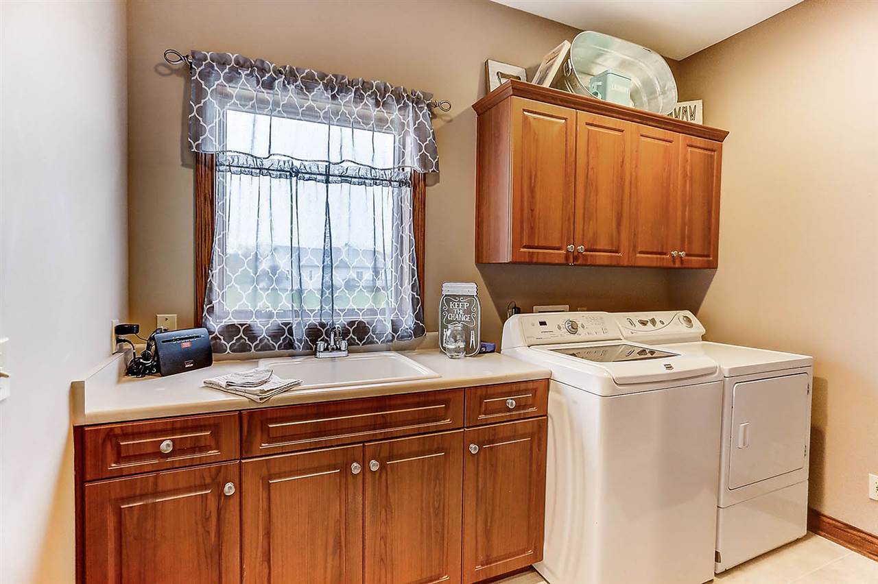5015 State Rte 101 Butler, IN 46721 - Photo 11 of 36