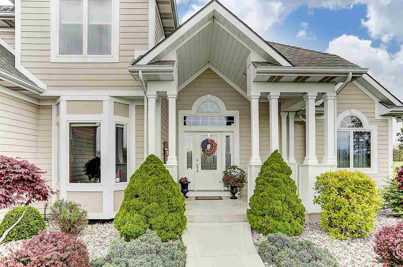 5015 State Rte 101 Butler, IN 46721 - Photo 3 of 36