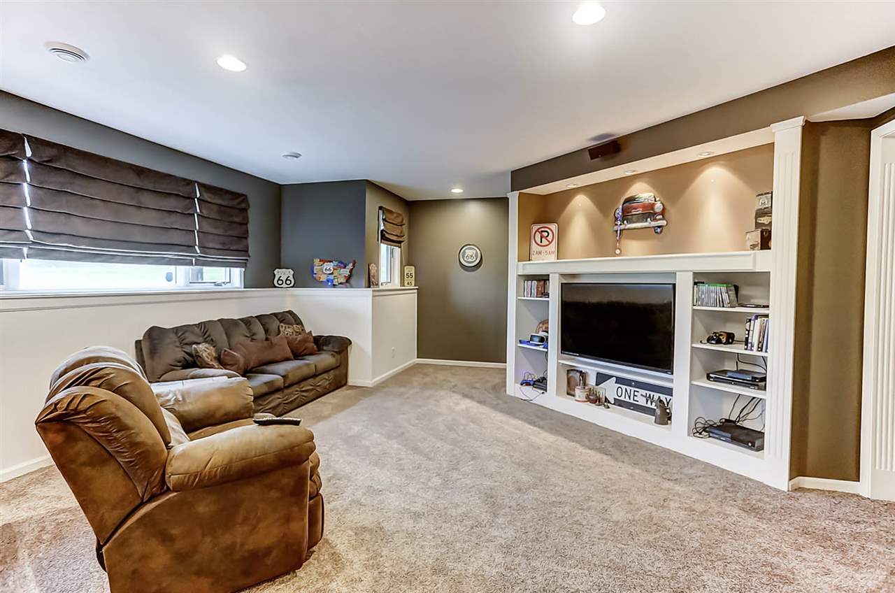 5015 State Rte 101 Butler, IN 46721 - Photo 22 of 36
