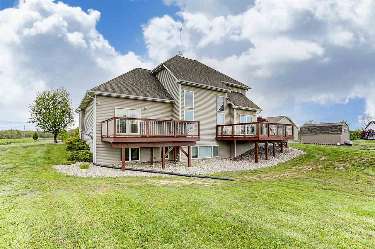 5015 State Rte 101 Butler, IN 46721 - Photo 4 of 36