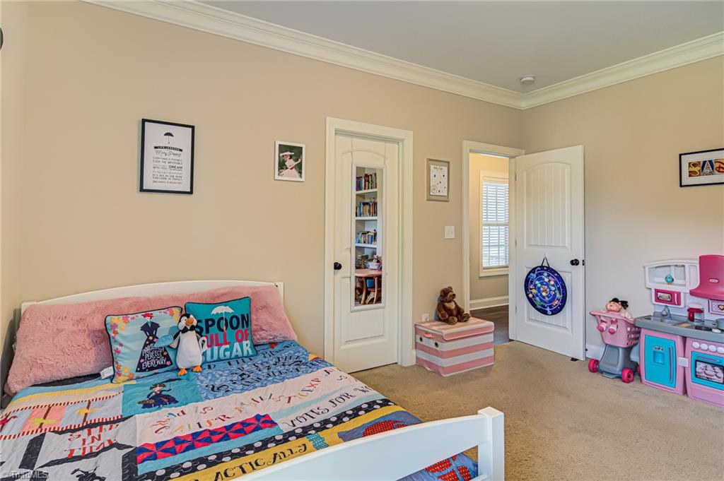 104 Mountain Ridge Court King, NC 27021 - Photo 21 of 33