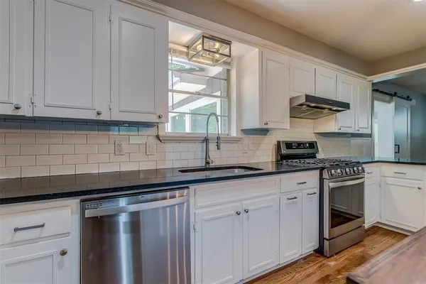 $2,750 | 2540 El Cerrito Drive, Dallas, TX 75228