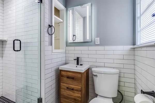 $2,750 | 2540 El Cerrito Drive, Dallas, TX 75228