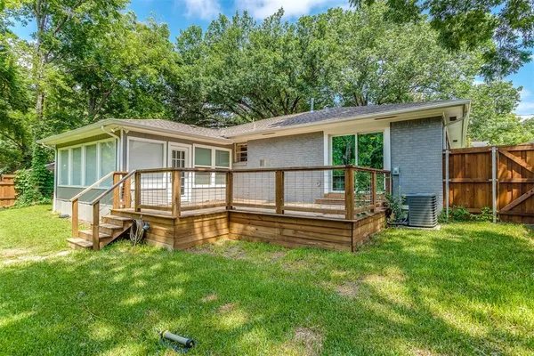 $2,750 | 2540 El Cerrito Drive, Dallas, TX 75228