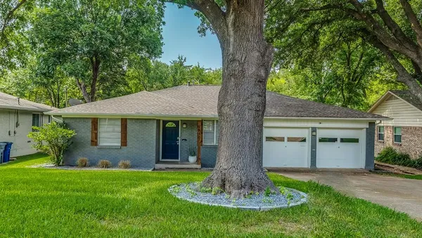 $2,750 | 2540 El Cerrito Drive, Dallas, TX 75228