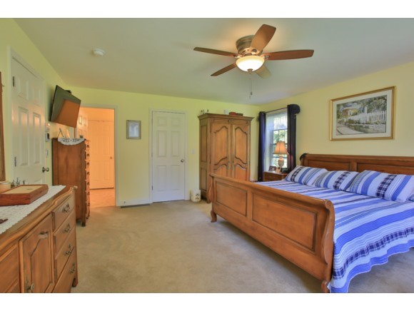 13 Westgate Road Mont Vernon, NH 03057 - Photo 12 of 32 Gallery Image 12