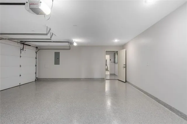 $1,850,000 | 223 North Shore Drive, Lake Waukomis, MO 64151