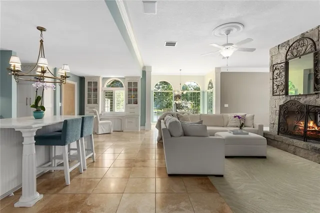 $1,850,000 | 223 North Shore Drive, Lake Waukomis, MO 64151