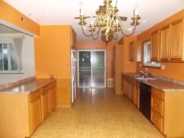 2255 McKees Rocks Road McKees Rocks, PA 15136 - Photo 5 of 14 Kitchen.