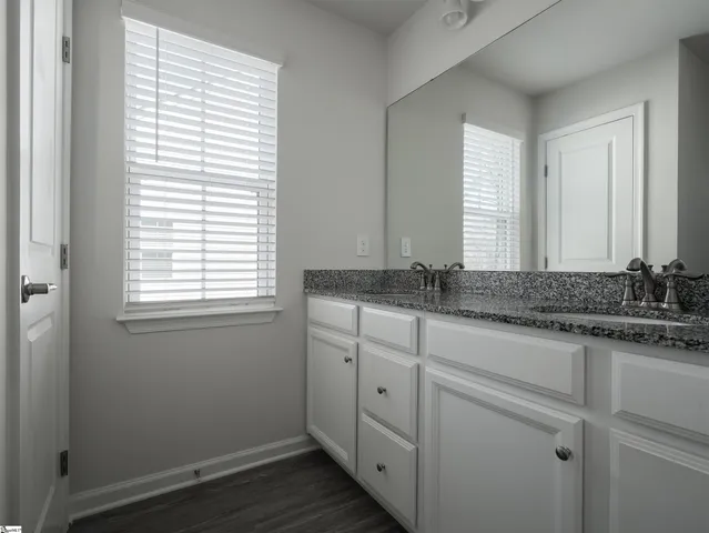 $1,600 | 218 Hipps Crossing Drive, Simpsonville, SC 29680