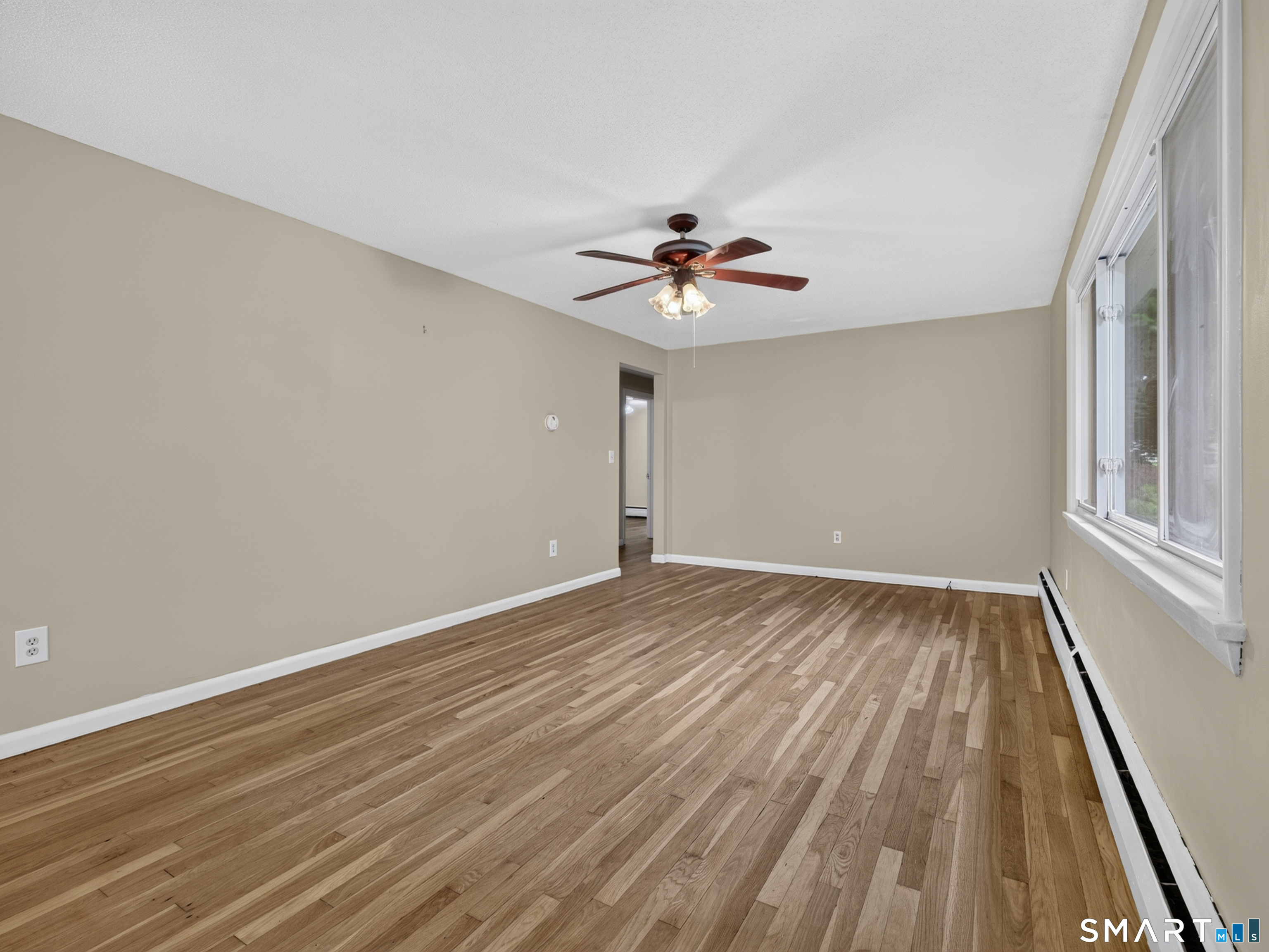 161 Broad Street Groton, CT 06340 - Photo 5 of 35