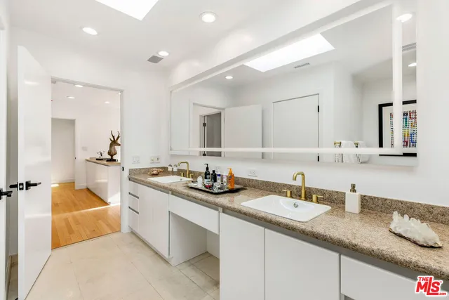 $3,995,000 | 341 South Surfview Drive, Pacific Palisades, CA 90272