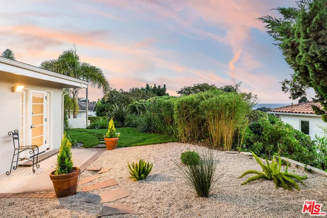 $3,995,000 | 341 South Surfview Drive, Pacific Palisades, CA 90272