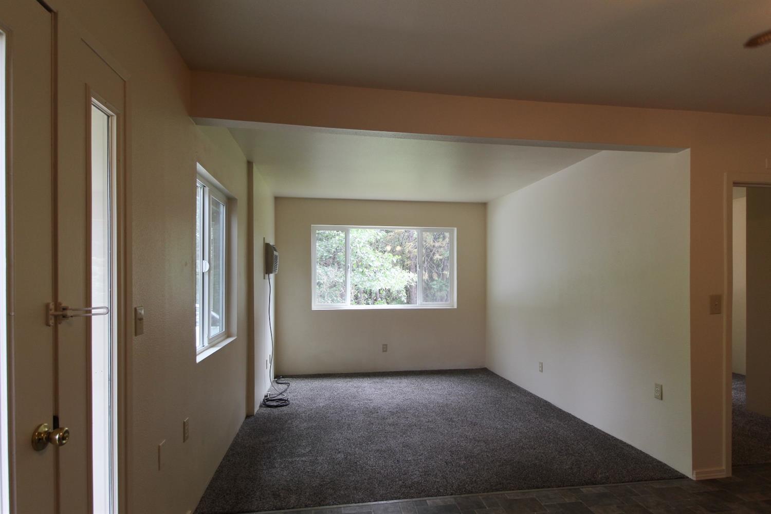 832 Kubli Road Grants Pass, OR 97527 - Photo 8 of 32 Additional Photo