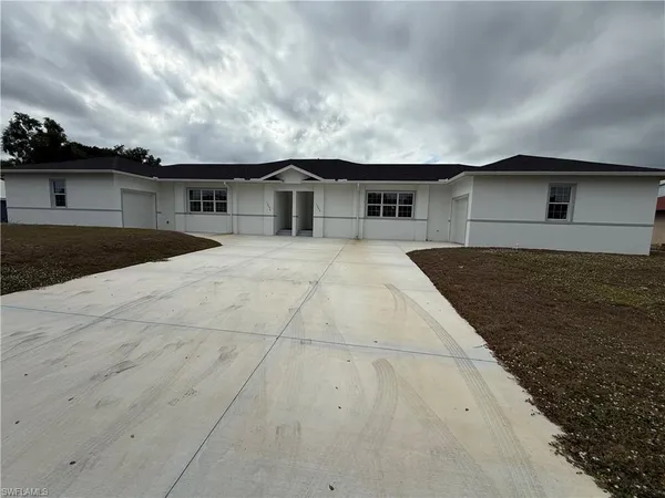 $2,350 | 17456 Barbara Drive, Fort Myers, FL 33967