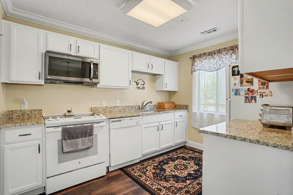 $130,000 | 240 J Myrtle Greens Drive, Unit J, Conway, SC 29526