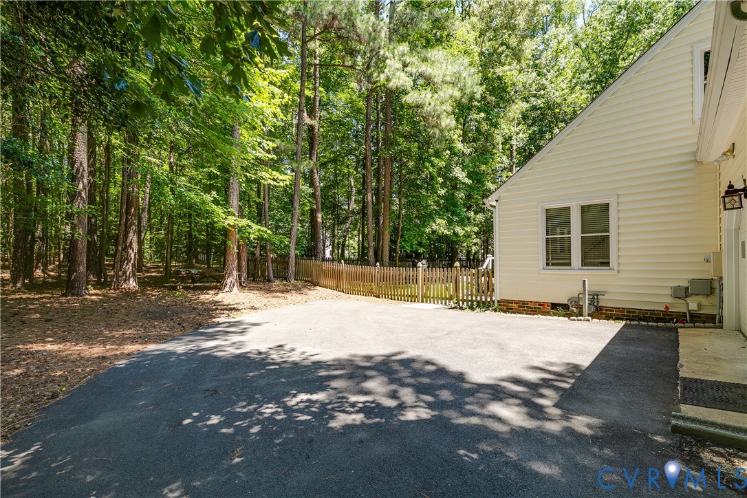 15006 Gates Mill Road Midlothian, VA 23112 - Photo 50 of 52 Gallery Image 50