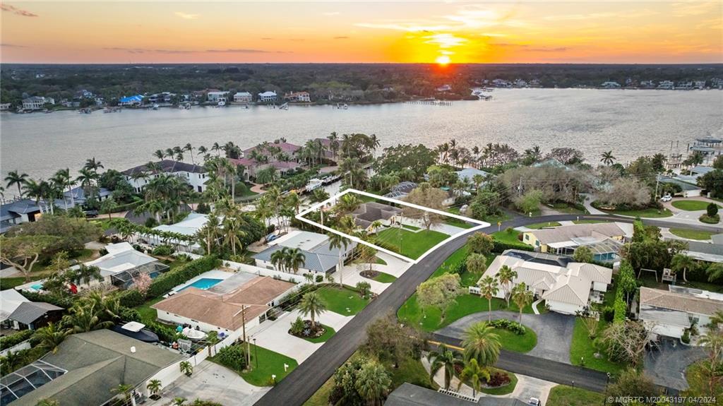 19 River Drive Jupiter, FL 33469 - Photo 5 of 46