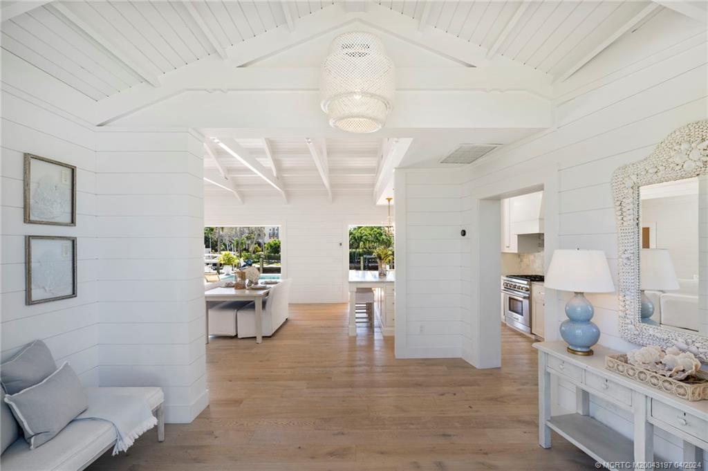 19 River Drive Jupiter, FL 33469 - Photo 7 of 46 a view of living room and kitchen