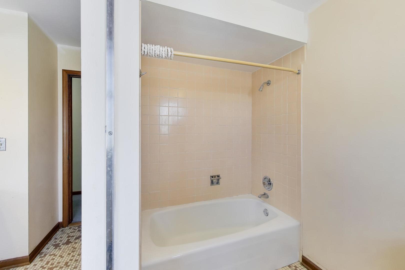 413 South Carol Lane Mount Prospect, IL 60056 - Photo 24 of 34