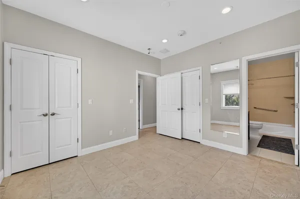 $3,400 | 24 Bayville Avenue, Unit 1, Bayville, NY 11709