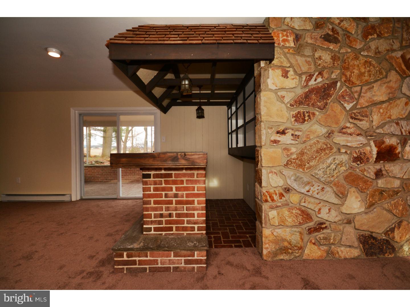 2458 Evanwood Road Bath, PA 18014 - Photo 20 of 24 Gallery Image 20