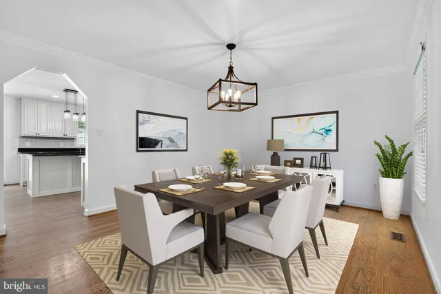 $799,900 | 124 Fawn Hills Drive, Fredericksburg, VA 22407