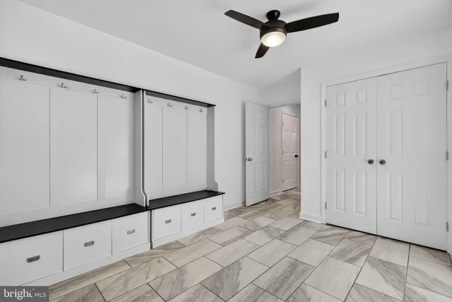 $799,900 | 124 Fawn Hills Drive, Fredericksburg, VA 22407