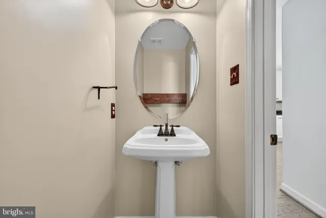 $799,900 | 124 Fawn Hills Drive, Fredericksburg, VA 22407