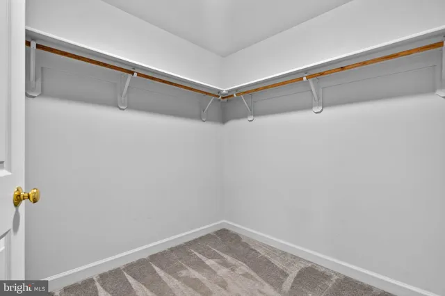 $799,900 | 124 Fawn Hills Drive, Fredericksburg, VA 22407