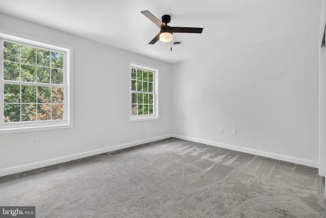 $799,900 | 124 Fawn Hills Drive, Fredericksburg, VA 22407