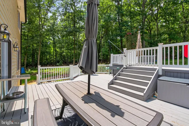 $799,900 | 124 Fawn Hills Drive, Fredericksburg, VA 22407