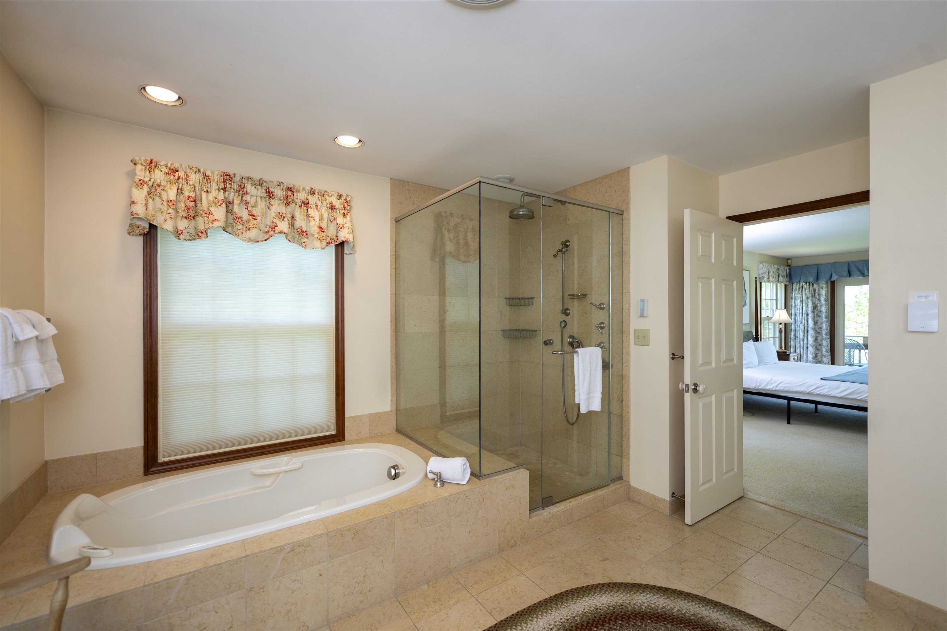 193 Chester Arthur Road Hartford, VT 05059 - Photo 20 of 34