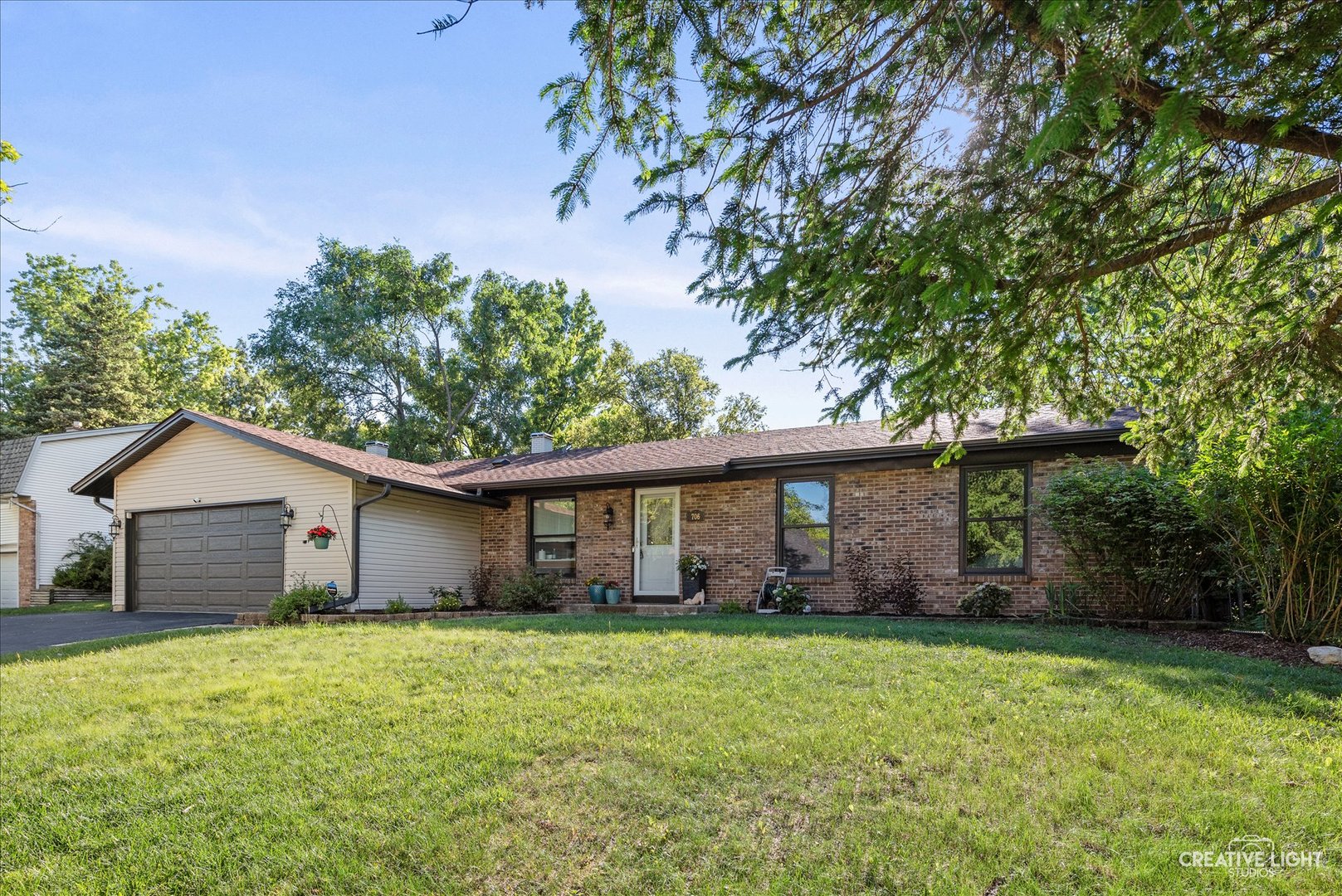706 North Pinecrest Road Bolingbrook, IL 60440 - Photo 1 of 19