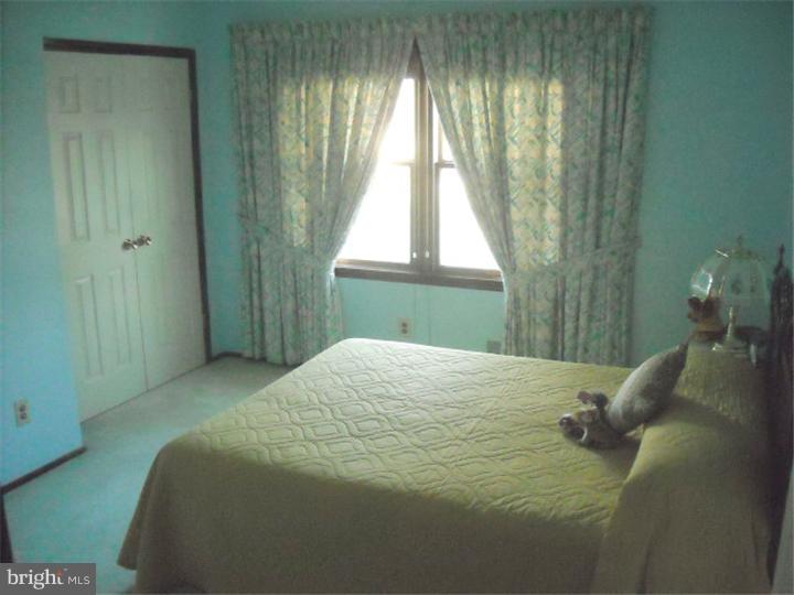44 Marlon Pond Road Hamilton, NJ 08690 - Photo 14 of 20 Bedroom 4