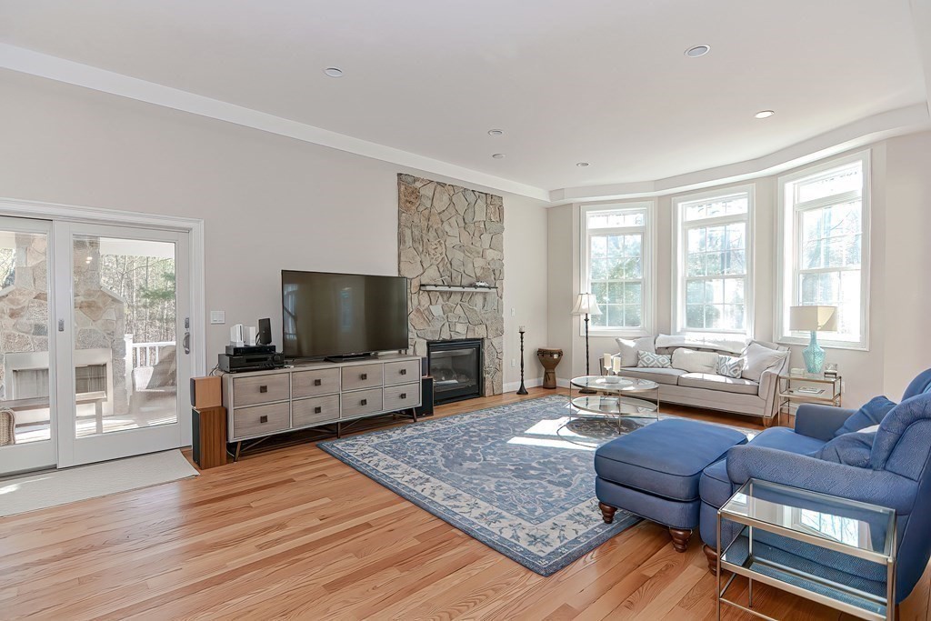 17 Standish Road Norfolk, MA 02056 - Photo 17 of 37 Gallery Image 17