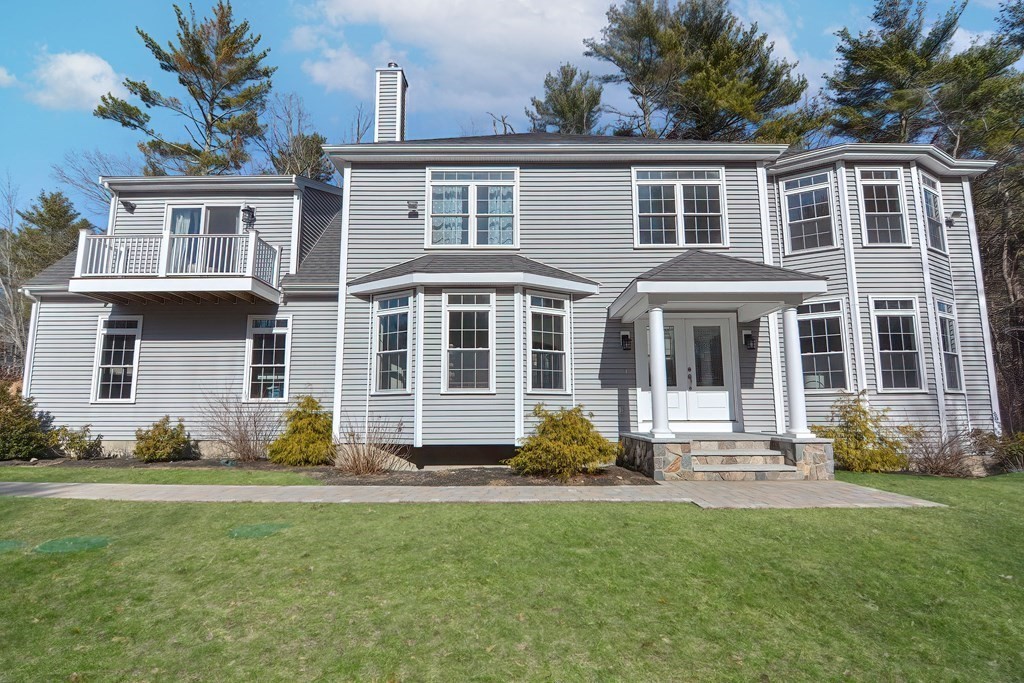 17 Standish Road Norfolk, MA 02056 - Photo 2 of 37 Gallery Image 2