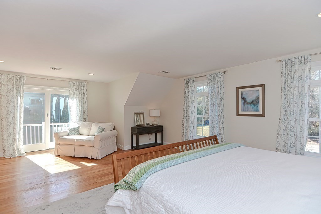 17 Standish Road Norfolk, MA 02056 - Photo 26 of 37 Gallery Image 26
