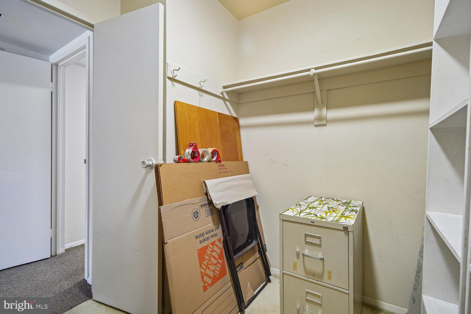 9926 Walker House Road, Unit 99263 Gaithersburg, MD 20886 - Photo 31 of 63 Walk in Closet