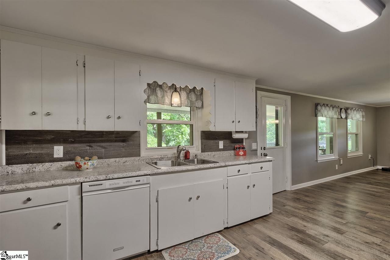 214 Cheyenne Trail Liberty, SC 29657 - Photo 17 of 36