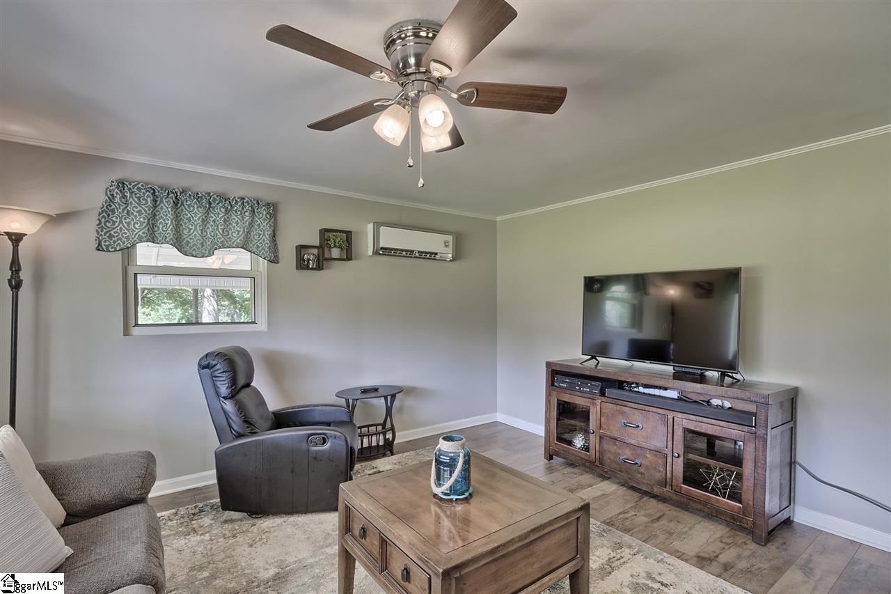 214 Cheyenne Trail Liberty, SC 29657 - Photo 4 of 36