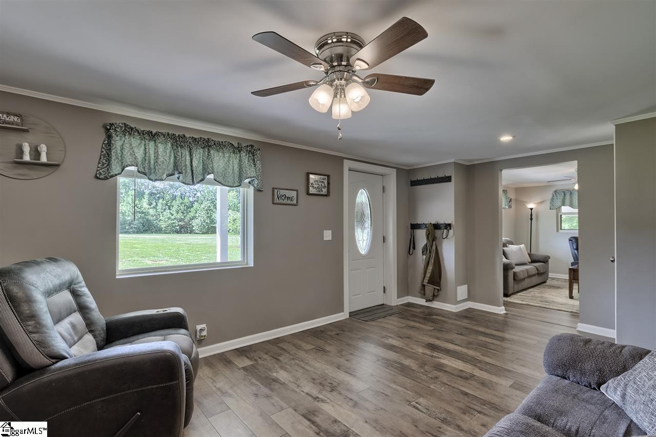 214 Cheyenne Trail Liberty, SC 29657 - Photo 9 of 36