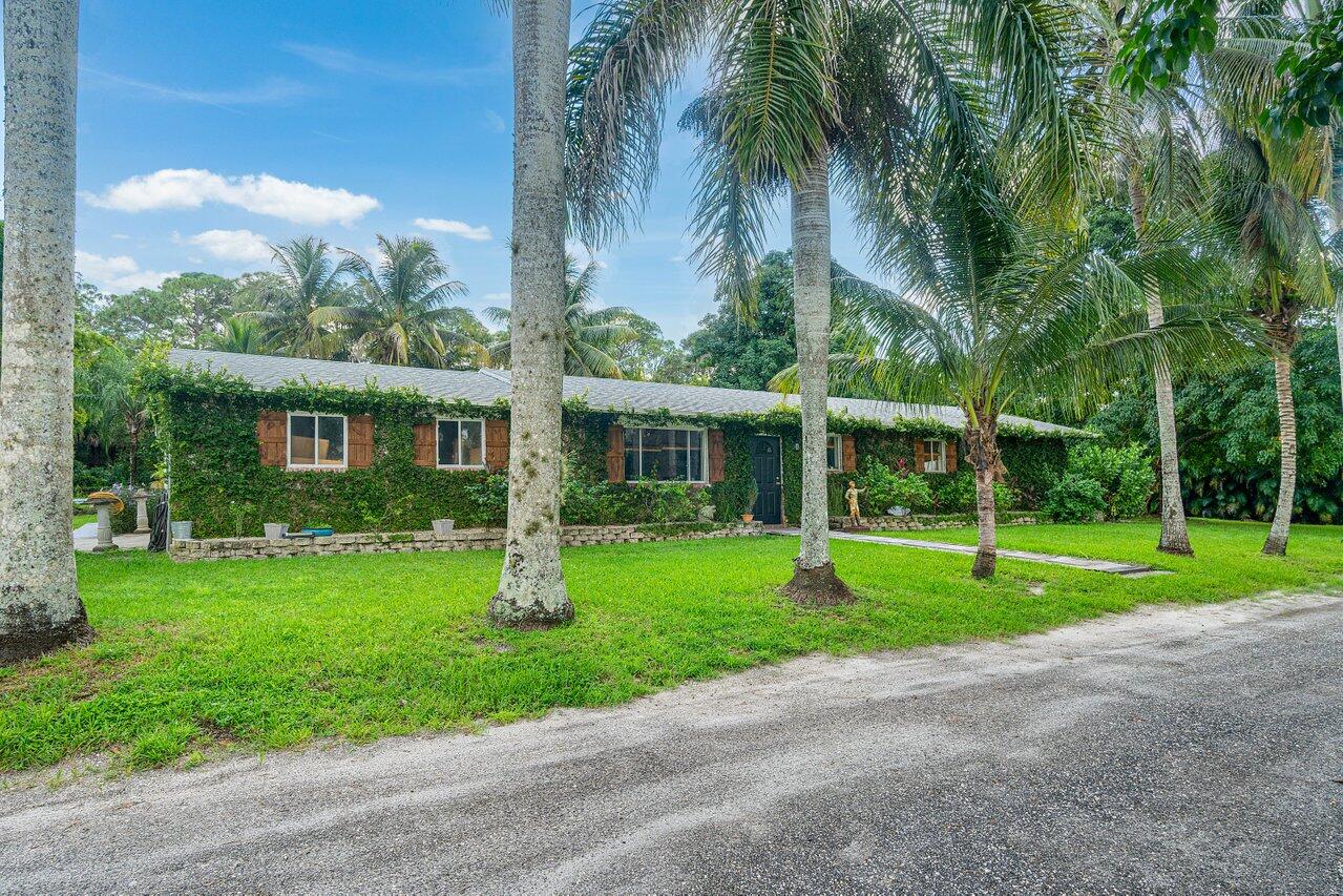 1068 D Road Loxahatchee Groves, FL 33470 - Photo 21 of 59 front