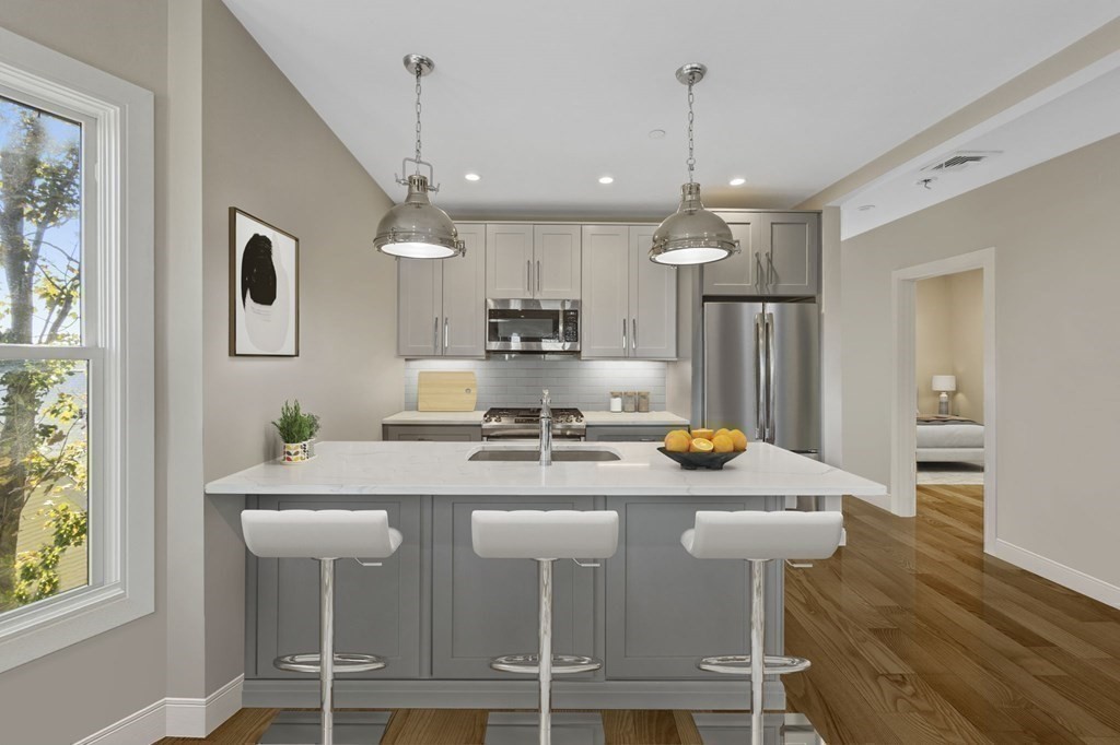 97 Mt Ida Road, Unit 3 Boston, MA 02122 - Photo 3 of 28 Gallery Image 3